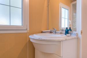 Campings Camping La Plage Argeles : photos des chambres