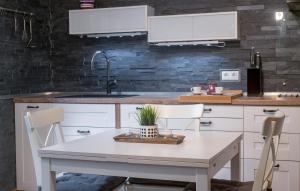 Cute sunny apartment KOD1