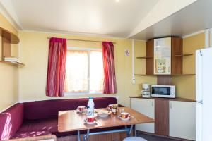 Campings Camping La Plage Argeles : photos des chambres