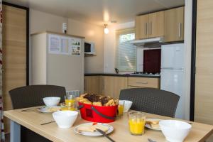 Campings Camping La Plage Argeles : photos des chambres