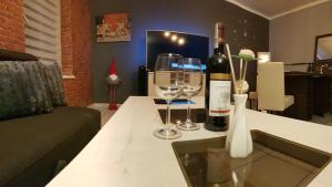 Apartament MIRROR BRICK Studio