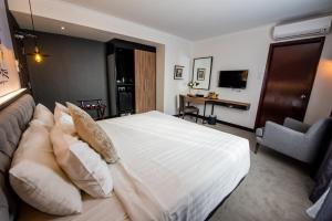 Merchant Hotel