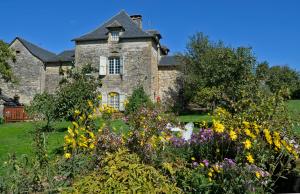 B&B / Chambres d'hotes LES HAUTS DU CAUSSE : photos des chambres