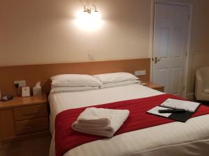 Double Room - Disability Access room in Best Western Cedars Hotel