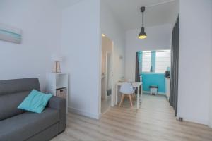 Appartements studio marine 100m plage : photos des chambres