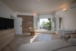 Villa Tomić Apartment Mia near the sea