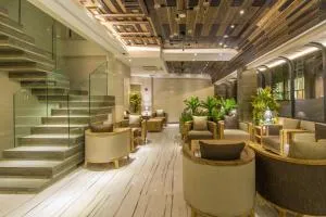 Samann Grand - Hulhule