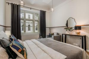 Prague Trendy Central Apartment by Michal&Friends