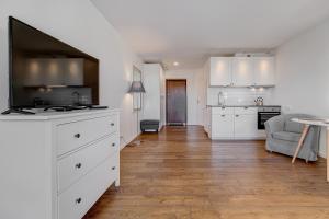 Five Star Downtown Apartment