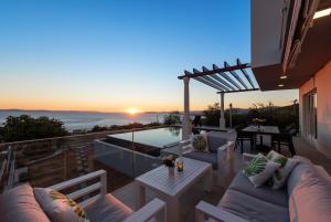 A brand NEW VILLA - Infinity