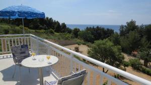 Apartment in Orebic with sea view, balcony, air conditioning, Wi-Fi (4202-2)