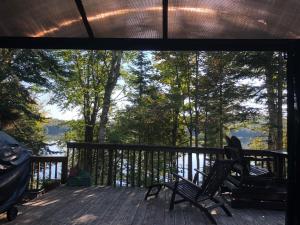 Chalet "Ici et maintenant, sur le lac"