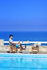 Cavos Bay Hotel & Studios Ikaria Greece