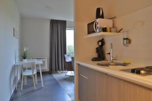 Studio B room in Woestyne Business & Leisure Apartments Cleythil