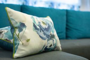 MIRAJ Residence Downtown