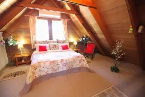 Silverpoint Estate - Broke