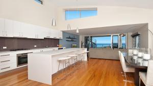 Costa del Sol - Beachfront Lennox Head