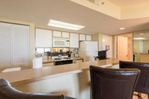 Sunrise Suites Panama Suite #310
