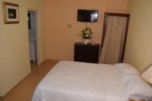 The One Apartments #Studio 2