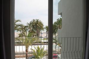 Twin Room with Garden View room in Hotel El Palmeral