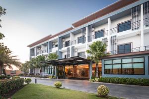 Ray Hotel Buriram