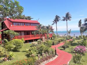 Beachfront Villa, Bang Po
