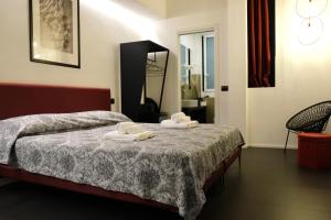 The Boutique Napoli Suite