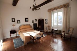 APARTAMENTOS TURÍSTICOS "LA DIRECCIÓN"