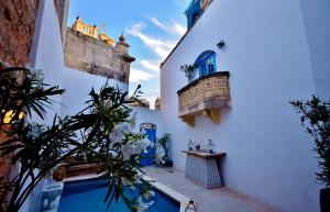 Chapel 5 Boutique Suites B&B