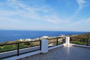 BAY VIEW HOUSE Syros Greece