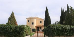 Captain's Countryside Villa for up to 9 visitors Corfu Greece