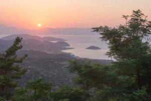 Agrilos Sea View House