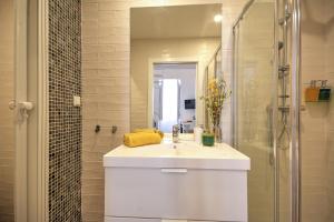 Yellow Barqueta Studio