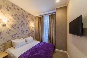 Superior Junior Suite room in Mira Hotel