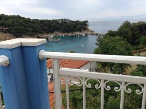 Kostas Rooms Alonissos Greece