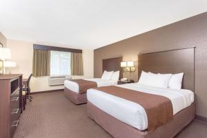 Queen Room with Two Queen Beds - Non-Smoking room in AmericInn by Wyndham Rhinelander