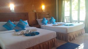 Lanta Long Beach Hostel