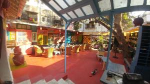 NAMASTEY MUMBAI BACKPACKERS