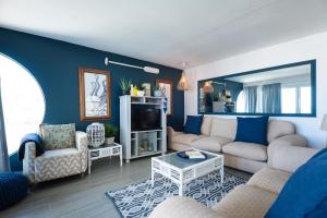 La Mustique 13 - With Inverter