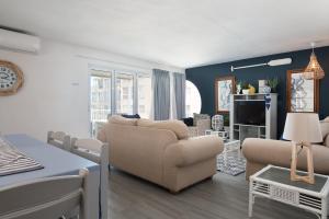 La Mustique 13 - With Inverter