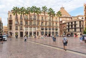 By malagagrupos LARIOS CENTRO HISTORICO PARKING GRATIS - Hoteles de 4 estrellas en Málaga