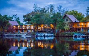 Curriers Lakeview Lodge - Mikana