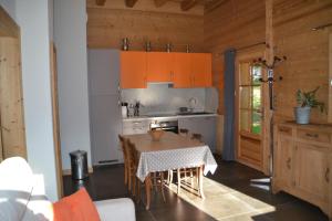 Appartements Chalet des fleurs : photos des chambres