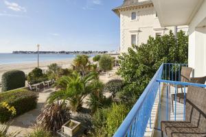 Hotels Hotel Vacances Bleues Villa Caroline : photos des chambres