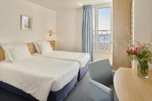 Hotels Hotel Vacances Bleues Villa Caroline : photos des chambres