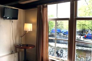 Single Room with Shared Facilities room in Hostel The Veteran
