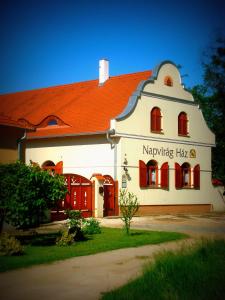 Pension Napvir&aacute;g-H&aacute;z Zsira Hongarije