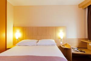Hotels ibis Paris la Defense Esplanade : photos des chambres