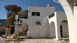 Akti Miaouli Holiday Home Syros Greece