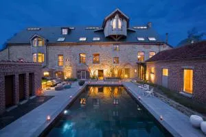 奈特水疗酒店 - 沙勒罗瓦